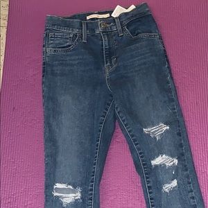 Skinny ripped Levi’s